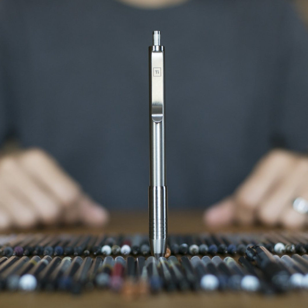 BIG IDEA DESIGN Ti Click EDCボールペン Titanium Click EDC Pen For Everyday Writing – Big Idea