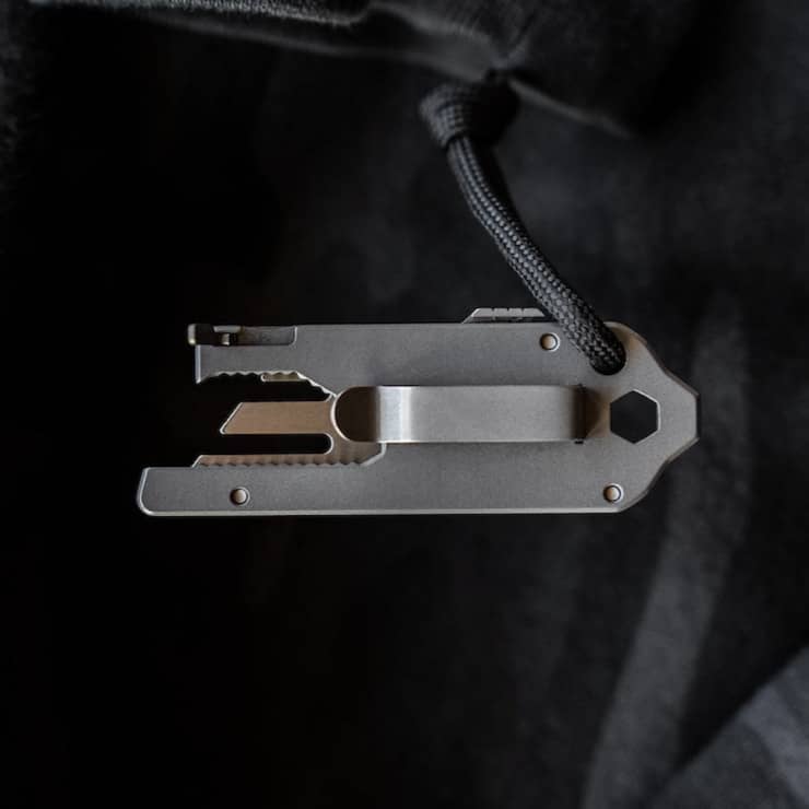 BIG IDEA DESIGN TPT – Titanium Pocket Tool, 10-in-1 Ultradünnes Multitool Für Den Alltag